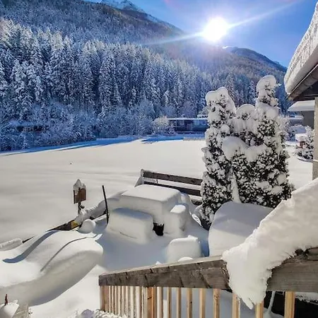 Exclusive 6 Chalet *